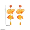 Novos brincos de franja com pingente de flor artificial super fada de ráfia da Heming Jewelry para mulheres, brincos de alta qualidade estilo resort