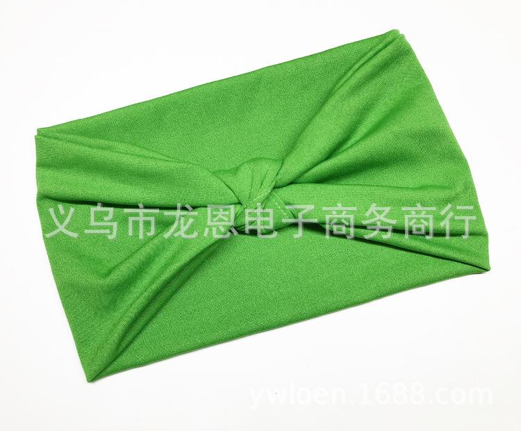 绿色
