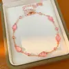 Pulseira de Cabaceira em Resina Rosa, Pulseira Estilo Nicho de Luxo Leve de Alta Qualidade, Temperamento Doce e Fresco, Acessório de Mão Versátil