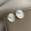 Aretes de Perlas Aguja de Plata de Alta Calidad, Elegantes de Mariposa de Nicho a la Moda, Aretes de Alta Gama, Aretes Versátiles Retro Franceses