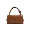 Bolso casual para mujer 2026 modelo nuevo, bolso cuadrado pequeño simple y elegante con un ambiente relajado, bolso cruzado