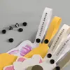Etiquetas Coloridas con Forma Irregular a Prueba de Manipulación Hechas a Medida para Ropa de Niños, Ropa de Mujer, Ropa de Hombre, Etiquetas Colgantes Gigantes Desechables Antirrobo