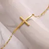 Joyería Transfronteriza Europea y Americana Pulsera de Acero Inoxidable Chapada en Oro de 18K Pulsera Sencilla con Cruz Recortada para Mujer Fabricante Mayorista
