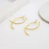 Clipe de orelha porta incenso metálico rabo de peixe, brincos cruzados espelhados foscos sem furo, brincos femininos simples e minimalistas estilo francês