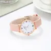 Nuevo reloj de cinturón de amor personalizado para mujer, moda simple, temperamento, versátil, reloj de cuarzo, reloj para estudiante, en stock, venta al por mayor