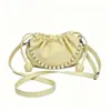 Bolso de Mano Plegado Nube Estilo Nuevo 2026 Transfronterizo para Mujer, Bolso de Hombro Cruzado de Perlas, Bolso Cubo para el Hombro para el Viaje al Trabajo