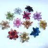Flores de Navidad de 11 cm espolvoreadas con polvo dorado Cabeza de flor hueca Corona para árbol de Navidad Caja de regalo Accesorios de decoración de bodas Venta directa de fábrica