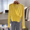 Suéter de punto con cuello en V de procesamiento OEM para mujer, otoño puro y dulce, top de manga larga, corte ajustado y favorecedor
