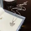 Elegante Collar de Corazón Palpitante con Alas de Ángel para Mujer, Lujo Ligero, Gama Alta, Versátil, Exquisito, Estilo Celebridad de Internet, Cadena para Clavícula de Acero de Titanio
