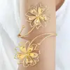 Novas Pulseiras de Braço Europeias e Americanas, Folhas Exageradas Personalizadas em Forma de Cobra, Flores, Borboletas e Estrelas do Mar Pulseiras Transfronteiriças Atacado