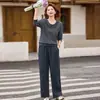 Conjunto casual de dos piezas elegante y juvenil, estilo nuevo para primavera y otoño 2026, para madres; atuendo casual moderno de corte entallado para mediana edad y personas mayores