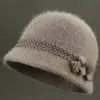 Sombrero de Lana de Ala Ancha para Mujer Otoño/Invierno Cálido con Piel de Conejo a Prueba de Frío para Exteriores para Madres y Abuelas de Mediana Edad y Mayores con Gorro de Punto de Forro Polar Adicional