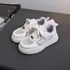 Tallas 28-39 Estilo Nuevo Calados Transpirables de Malla Suela Ligera En Stock Zapatos Infantiles Al Por Mayor Tenis para Niños Niños y Niñas Zapatos de Estudiante 5762