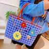 HD8226A07ins Vento Botão Fofo Resistente Bolsa de Palha Trançada à Mão Bolsa Pequena de Mão para Piquenique de Férias