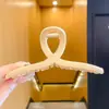Color Café con Leche Estilo Ins Pinza de Tiburón Grande Accesorios de Cabello de Gama Alta para Mujeres Pasador Mate Pasador Lindo Venta al por Mayor