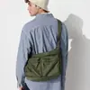 Bolsa de Ombro Casual Masculina e Feminina, Bolsa Transversal, Mochila Repelente à Água, Alça de Ombro Ajustável, Bolsa Grande Capacidade para Fitness e Dia a Dia