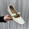 Nova Chegada da Temporada: Sapatos Femininos Estilo Francês Inspirados em Chanel com Patchwork de Camélias para o Dia a Dia, de Bico Baixo, com Aumento de Altura Escondido