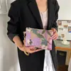 Elegante bolso de mano bordado con un diseño de alta gama, bolso de mano para mujer nueva temporada 2026, bolso tote cuadrado, bolso para teléfono