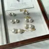 Pendientes de Algodón Coreano Perla Idénticos a los de Mona para Mujer Estilo Francés Retro Chapados en Oro Real Pinza de Mosquitero para Oreja