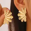 Brincos de sentido de design de liga de estilo frio europeu e americano para mulheres brincos de folha retrô Brincos de moda de joias transfronteiriças para mulheres