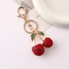 Criativo Fofo Fruta Diamante Cereja Bolsa Feminina Chaveiro Metal Exquisito Carro Chaveiro Pingente Atacado