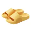 Pantuflas para Padres e Hijos con Sensación de Pisar Heces, Nuevo Modelo de Verano 2026 para Mujer, Sandalias Antideslizantes de Eva de Suela Gruesa para Pareja para Hombre, para Baño del Hogar