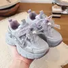 Zapatos Deportivos Infantiles Zapatos Tipo Papá para Niñas Primavera y Otoño Nuevos Zapatos Casuales Dulces Suela Ligera y Suave Zapatos para Correr para Niñas Pequeñas