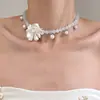 Colar Francês de Luxo Leve Flor Estrela de Cinco Pontas Pérola Falsa Design de Nicho Elegante Corrente para Clavícula Trabalho Pesado Colares em Camadas para Mulheres