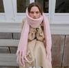 Bufanda nueva de mohair de color sólido para mujer, bufanda cálida de invierno, lana tejida gruesa con borlas, chal para hombre