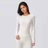 Camiseta marrón de cuello redondo, hombros normales, manga larga para mujer, principios de otoño, corte ajustado, favorecedora, pura y seductora, adecuada como capa interior, top de moda