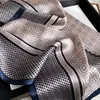 Bufanda Larga de Seda a Cuadros para Hombre, Nuevo Estilo 2026, Adecuada para Combinar con Trajes, Protección para el Cuello, Bufanda de Cuello, Cinta de Seda, Bufanda de Seda de Morera Doble Cara