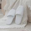 Zapatos de Pan de Terciopelo Coral, Pantuflas de Hotel, Artículos Desechables, Especial para Hoteles de Lujo y Bed & Breakfast, Cálidos de Invierno y Antideslizantes