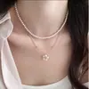 Acessórios de Colar Geométrico de Flor de Pérola de Camada Dupla, Suave e Simples, Estilo Coreano para Mulheres, Corrente para Suéter com Sensação de Luxo Leve e de Alta Qualidade