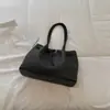 Bolso de mano grande y moderno para el día a día, nuevo y moderno para principios de otoño de 2026, bolso de hombro de color liso de alto valor para el trabajo