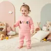Conjunto Casual de Dos Piezas para Bebé Sudadera con Bordado de Letras LOVE Joggers Ropa Deportiva para Bebés y Niños Pequeños Primavera y Otoño
