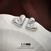 Pendientes de Corazón Brillantes Estéreo de Nicho Aguja Plateada Pendientes Pequeños de Diseño Dulce Simple Pendientes de Moda Europea y Americana para Mujer