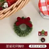 Invierno Nuevo Broche de Felpa Muñeca de Navidad Accesorios Pin Decorativo Corazón Femenino Insignia para Ropa Bolso Venta al por Mayor