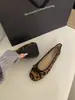 Zapatos planos rojos de lazo redondo para mujer, nuevos zapatos casuales de verano vintage estilo francés para ir al trabajo