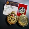 Amuleto Budista Tailandês 2549-2550 Bênção do Sol Vermelho Dourado, Amuleto Tailandês Autêntico Igual ao Usado nas Transmissões Ao Vivo Douyin e Kuaishou