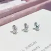 Arete de Acero de Titanio Médico con Zirconia Brillante de Colores, Corazón de Ángel con Alas, Amor, Estilo Cromado Simple de Lujo Ligero para Mujeres