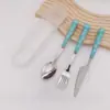 Venta al por mayor de fábrica creativa de dibujos animados para niños juego de cubiertos de tres piezas de acero inoxidable tenedor cuchillo cuchara juego de cubiertos portátil