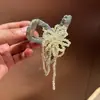 Clip de Garra Pequeña con Borla Hecha a Mano, Clip Superior de Perlas Exquisito de Lujo Ligero Simple Versátil Temperamento Dulce para Primavera y Verano para Mujeres
