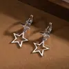 Pendientes dulces y frescos en forma de estrella, un diseño minimalista y único con un toque de lujo, perfectos para quienes aprecian la elegancia discreta y el estilo de alta gama.. Disponible al por mayor