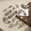 Manija de Puerta de Armario de Aleación de Zinc Estilo Francés, Manija Sólida Minimalista Moderna de un Solo Agujero para Gabinete Color Plata Cepillada Mate