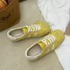 Otoño 2026 Nuevo Corbata de Lazo para el Trabajo Zapatos de Entrenamiento Alemanes Moda Femenina Versátil Ligero Transpirable Aumentador de Altura Zapatos Deportivos Casuales