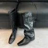 Botas retrô conversíveis duas formas, estilosas, descoladas e na moda 2026, com fivela de cinto, botas longas de cano reto para mulheres, design de cano de bota de alta qualidade