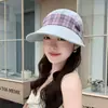 Gorra de Béisbol de Color Bloqueo a Cuadros Retro Nueva 2026 para Mujer, Sombrero de Protección Solar para Exteriores de Primavera, Adelgazante para la Cara, Versátil