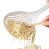 Escorredor Grande Estilo Japonês para Uso Doméstico Colher Grande para Macarrão de Cozinha Cabo Longo Filtro Drenante Hotel Panela Quente Frango Frito Separador de Óleo