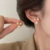 Novos Brincos Flor de Três Estrelas Estilo Francês Transfronteiriços para Mulheres, Brincos de Zircônia Moda de Nicho, Acessórios de Orelha de Zircônia Estilo Minimalista Tendência