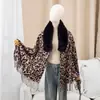 Nueva capa de cachemira transfronteriza con cuello grande de piel, moda de invierno estilo étnico, cálida de uso diario vintage con borlas